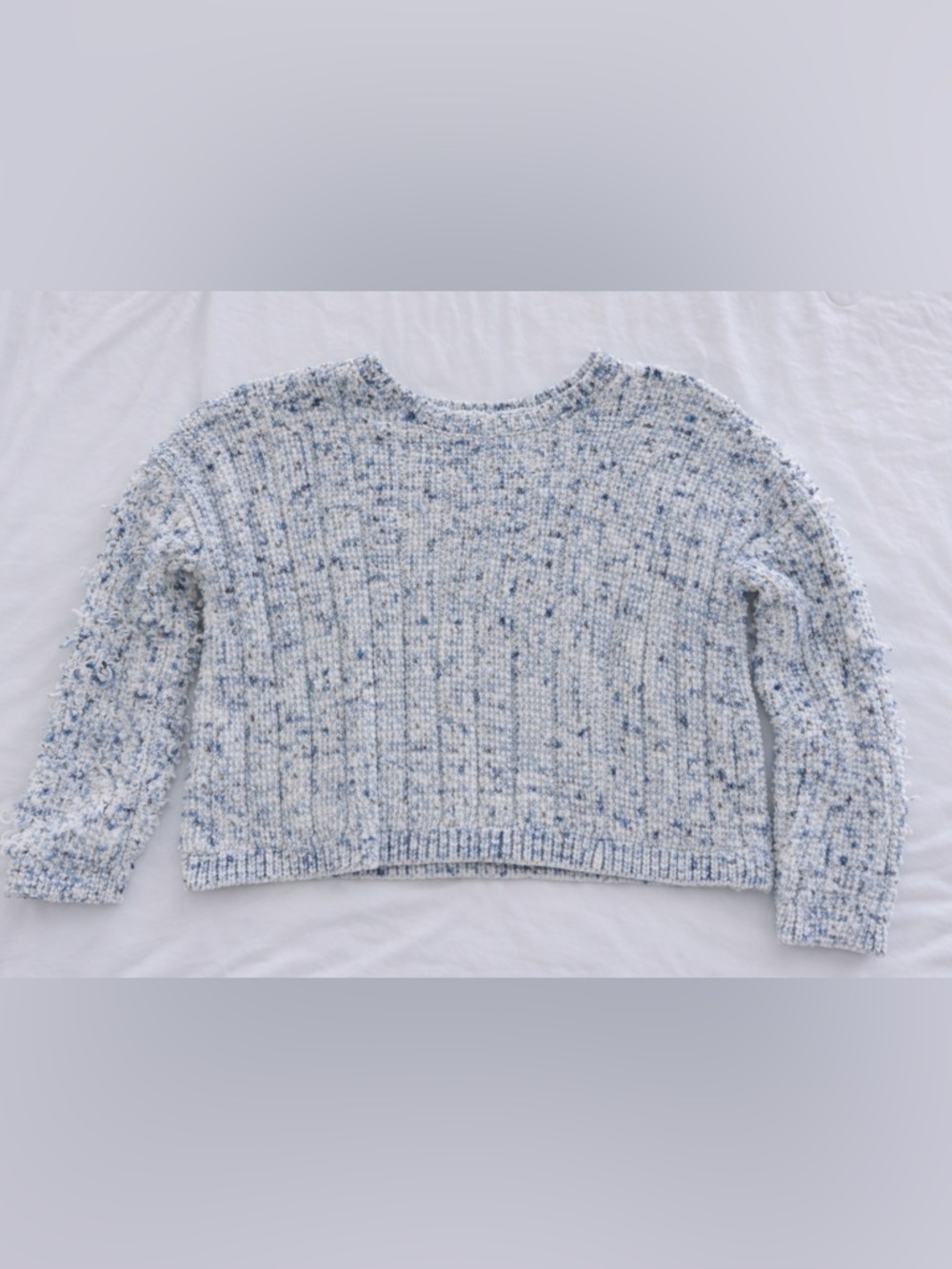 Francesca's Collections Marled Blue and White Ribbed Crew Sweater